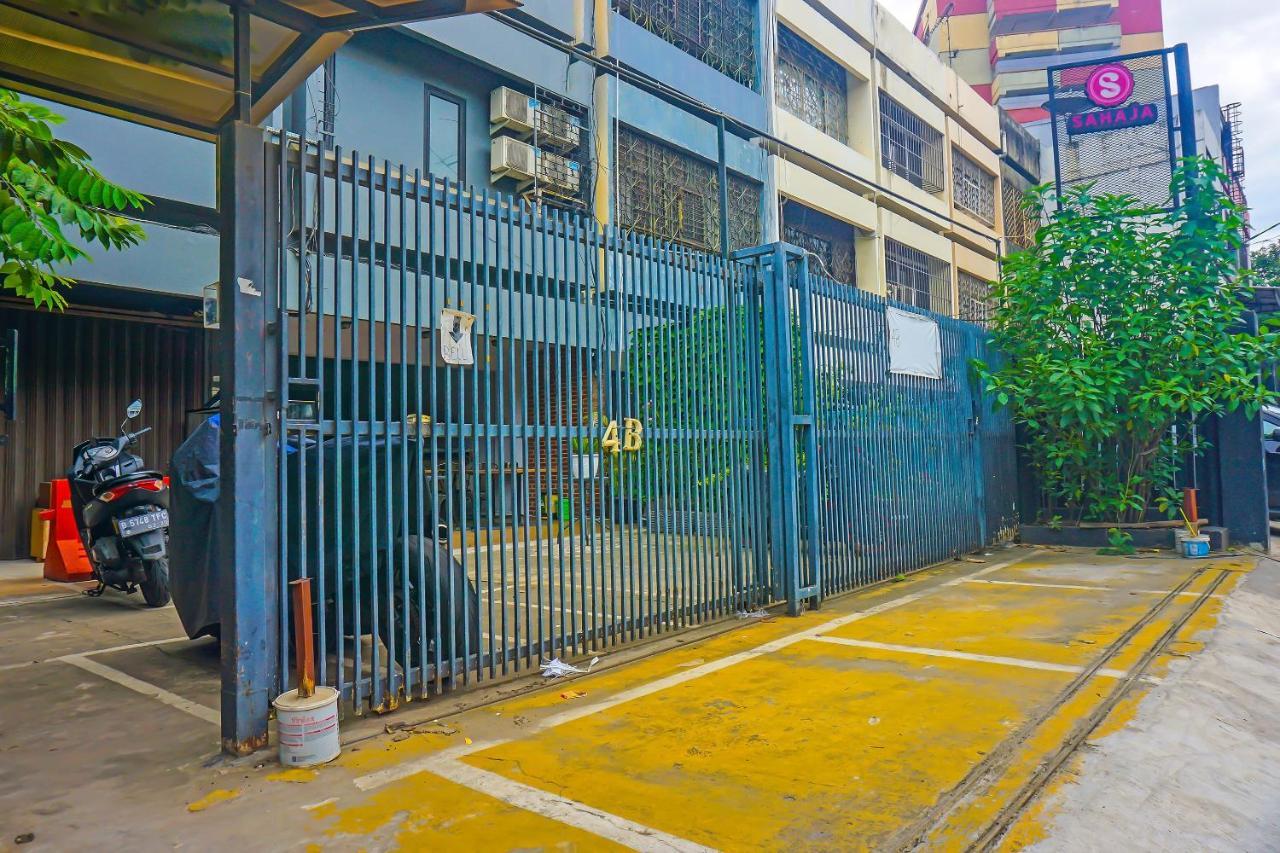 Oyo 92272 Sahaja Pasar Baru Hotel Jakarta Luaran gambar